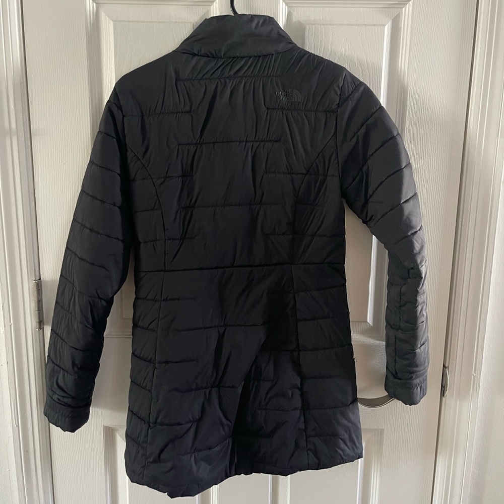 The North Face • Women’s zip puffer - Picture 2 of 2